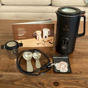 Nutr Nut Milk Maker